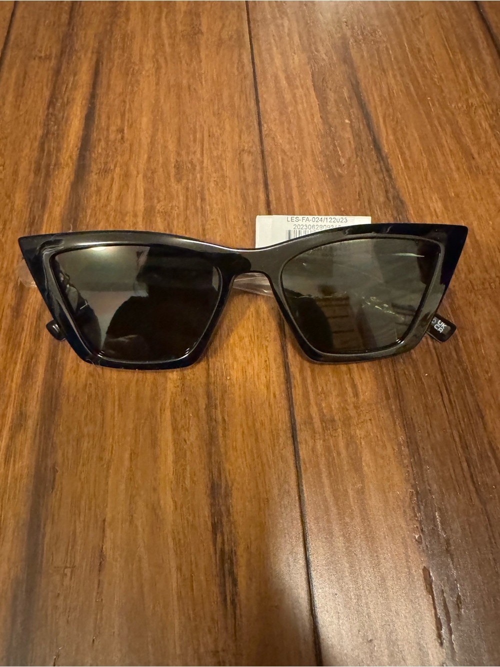 NWT Le Specs Velodrome Black Cat-Eye Sunglasses